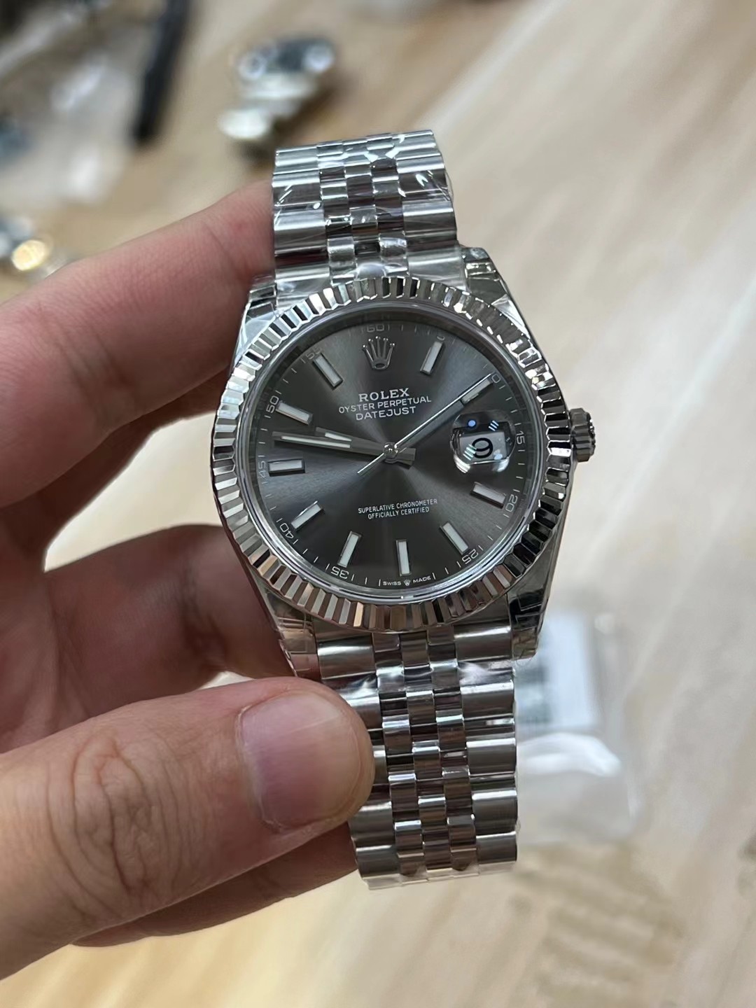 a1699773251957_0333-副本.jpg VS Factory Rolex Datejust 41mm Sunburst Slate Dial Fluted Bezel Jubilee Bracelet (126334) 1:1 Super Clone – DD3235 Movement - Image 1