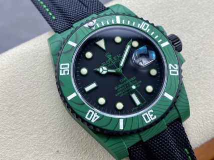 VS Factory Rolex Submariner Date “DiW Green Devil” Layered Green Carbon (Custom Edition) 1:1 Super Clone – DD3135 Movement