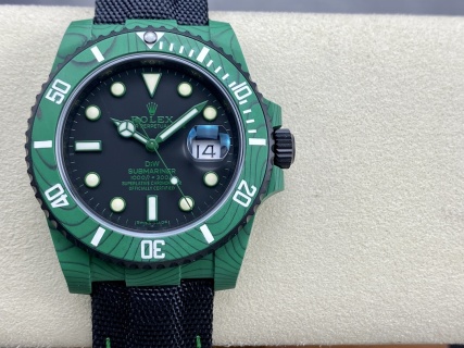 VS Factory Rolex Submariner Date “DiW Green Devil” Layered Green Carbon (Custom Edition) 1:1 Super Clone – DD3135 Movement