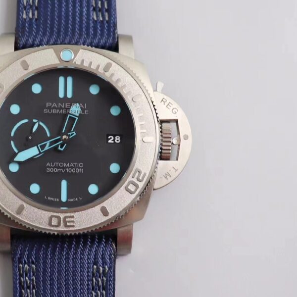 VS Factory Panerai Submersible “Mike Horn Edition” 47mm PAM00985 1:1 Super Clone – DDP.9010 Movement