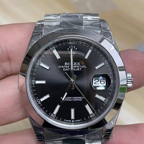 VS Factory Rolex Datejust 41mm Black Sunburst Dial Smooth Bezel Oyster Bracelet (126300) 1:1 Super Clone – DD3235 Movement