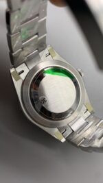 VS Factory Rolex Datejust 41mm Blue Sunburst Dial Smooth Bezel Oyster Bracelet (126300) 1:1 Super Clone – DD3235 Movement - Image 8