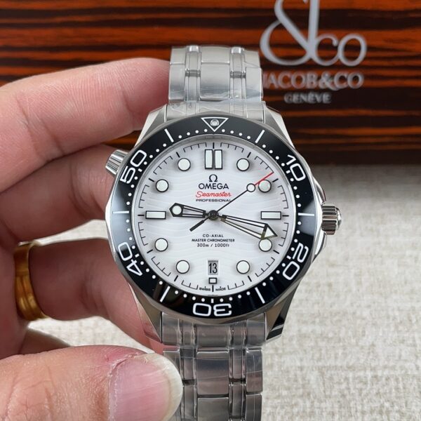 VS Factory Omega Seamaster Diver 300M 42mm White Wave Dial Black Ceramic Bezel (210.30.42.20.04.001) 1:1 Super Clone – DD8800 Movement