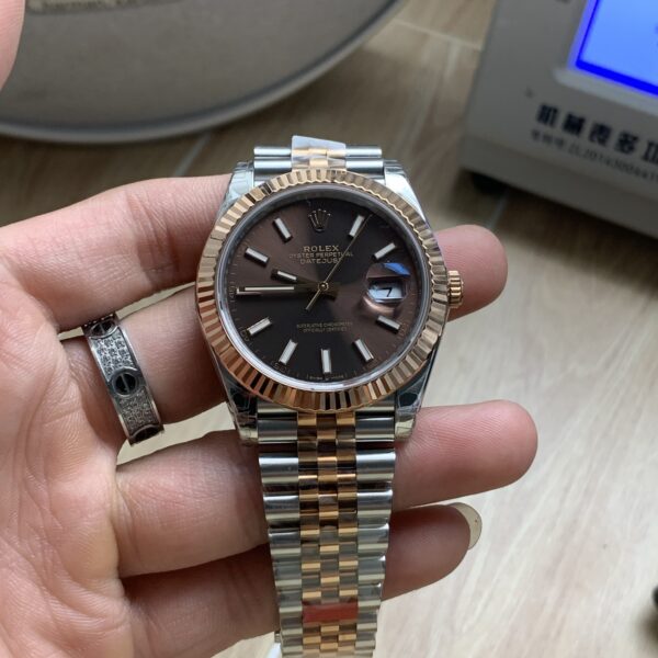 VS Factory Rolex Datejust 41mm Two-Tone Rose Gold Chocolate Dial Jubilee Bracelet (126331) 1:1 Super Clone – DD3235 Movement