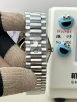 VS Factory (V2) Rolex Day-Date 40mm White Roman Dial Fluted Bezel President Bracelet (228239) 1:1 Super Clone – DD3255 Movement - Image 5