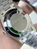 VS Factory (V2) Rolex Day-Date 40mm White Gold Olive Green Sunburst Roman Dial Fluted Bezel President Bracelet (228239) 1:1 Super Clone – DD3255 Movement - Image 6