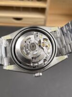 VS Factory (V2) Rolex Day-Date 40mm Blue Sunburst Roman Dial Fluted Bezel President Bracelet (228239) 1:1 Super Clone – DD3255 Movement - Image 7