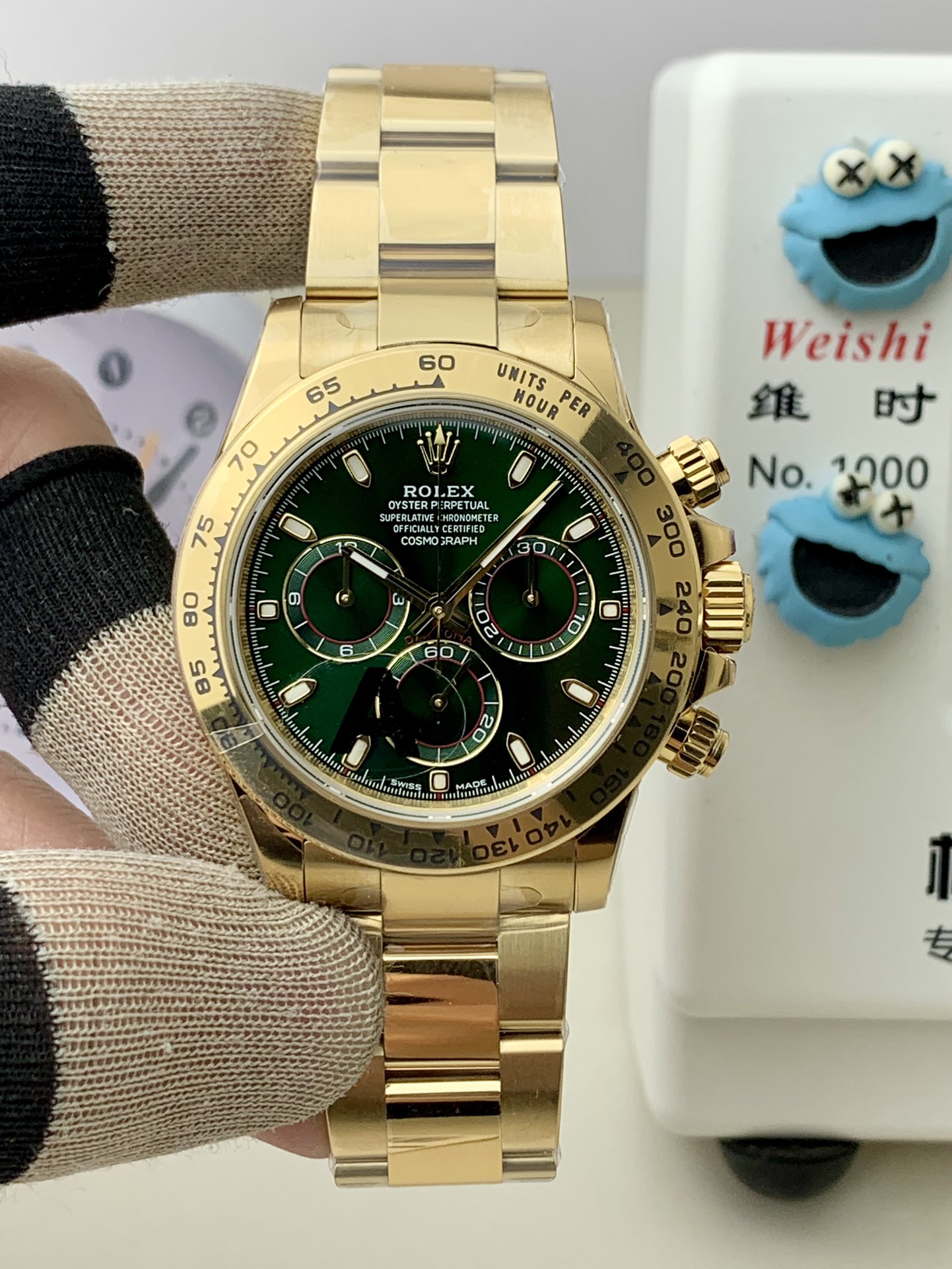 vsf-11121-f98eea5d94-i1764074560_8688_1 VS Factory Rolex Cosmograph Daytona Full Yellow Gold “John Mayer” Green Dial (116508) 1:1 Super Clone – DD4130 Movement - Image 1