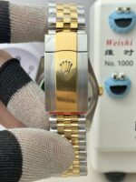VS Factory Rolex Datejust 36mm Two-Tone Yellow Gold Black Diamond Dial Jubilee Bracelet (126233) 1:1 Super Clone – DD3235 Movement - Image 7