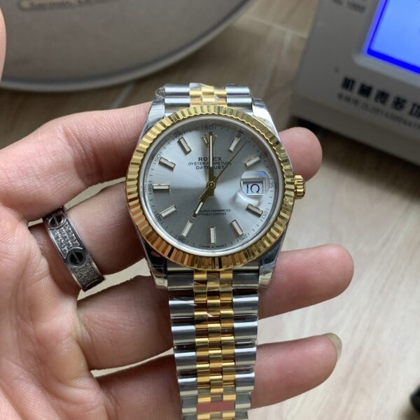 VS Factory Rolex Datejust 41mm Two-Tone Yellow Gold Silver Dial Jubilee Bracelet (126333) 1:1 Super Clone – DD3235 Movement