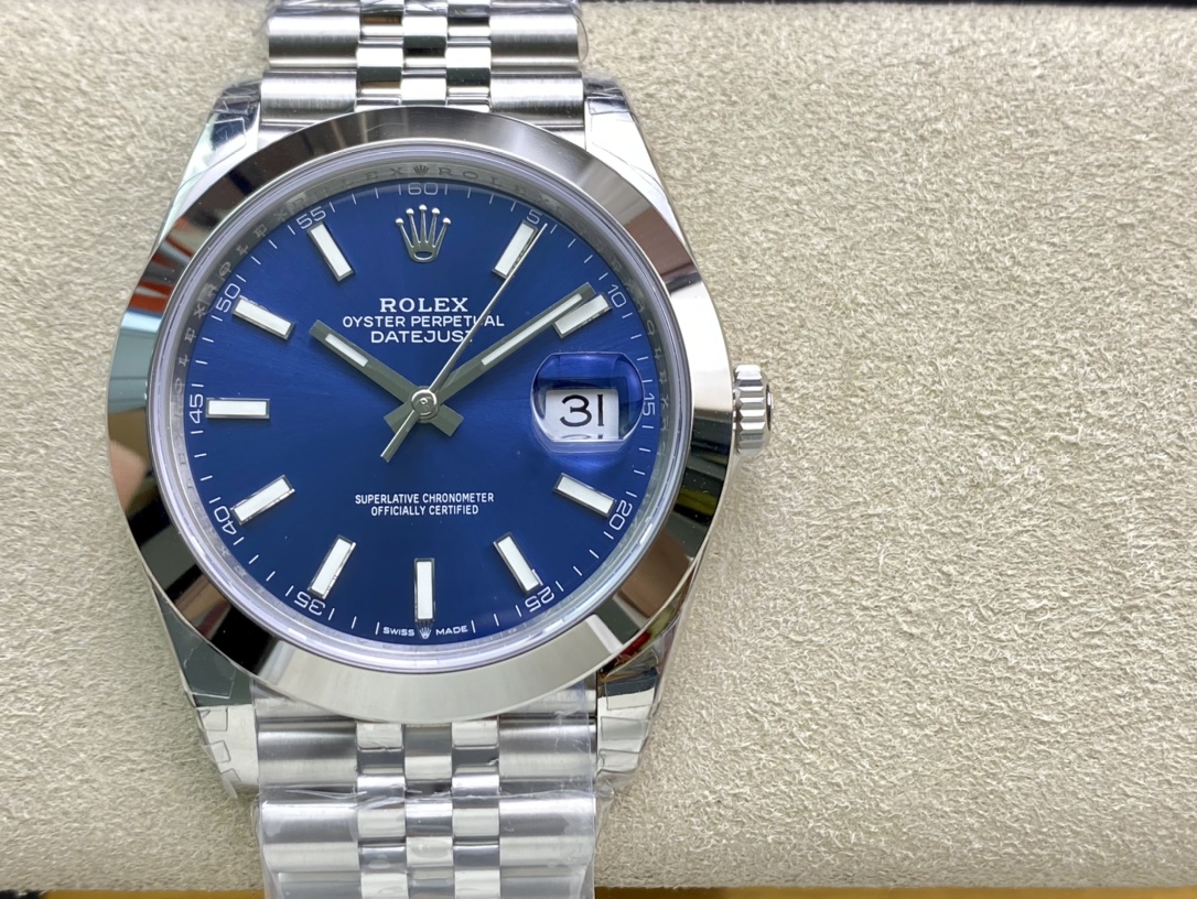 vsf-12321-0ddc7bbb6b-i1615317726_1890_0-1 VS Factory Rolex Datejust 41mm Blue Sunburst Dial Smooth Bezel Jubilee Bracelet (126300) 1:1 Super Clone – DD3235 Movement - Image 1