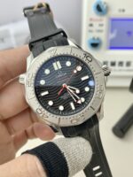 VS Factory Omega Seamaster Diver 300M 42mm “Nekton Edition” Titanium Bezel Black Rubber Strap (210.32.42.20.01.002) 1:1 Super Clone – DD8806 Movement - Image 2