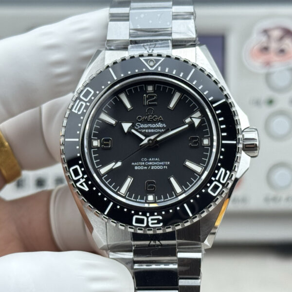 VS Factory Omega Seamaster Planet Ocean 600M 43.5mm Black Dial Black Ceramic Bezel (215.30.44.21.01.001) 1:1 Super Clone – DD8900 Movement