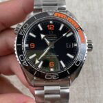 VS Factory Omega Seamaster Planet Ocean 600M 43.5mm Black Dial Orange Quarter Bezel (215.30.44.21.01.002) 1:1 Super Clone – DD8900 Movement