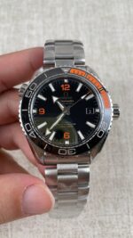 VS Factory Omega Seamaster Planet Ocean 600M 43.5mm Black Dial Orange Quarter Bezel (215.30.44.21.01.002) 1:1 Super Clone – DD8900 Movement