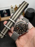 VS Factory Omega Seamaster Diver 300M 42mm 007 Edition “No Time To Die” Titanium Mesh (210.90.42.20.01.001) 1:1 Super Clone – DD8806 Movement - Image 3