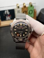 VS Factory Omega Seamaster Diver 300M 42mm 007 Edition “No Time To Die” Titanium Mesh (210.90.42.20.01.001) 1:1 Super Clone – DD8806 Movement