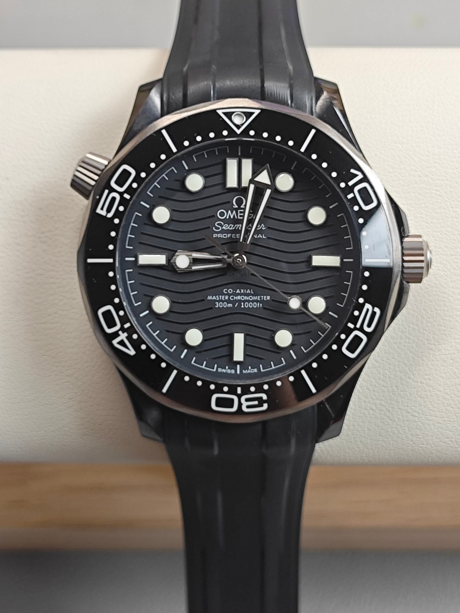 vsf-13524-8b0804044e-a1727278362321_4772-1 VS Factory Omega Seamaster Diver 300M 43.5mm Black Ceramic & Titanium (210.92.44.20.01.001) 1:1 Super Clone – DD8806 Movement - Image 1