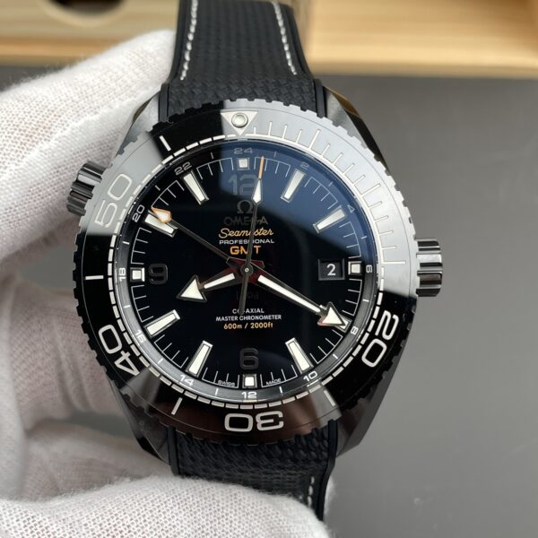 VS Factory Omega Seamaster Planet Ocean 600M GMT 45.5mm “Deep Black” (215.92.46.22.01.001) 1:1 Super Clone – DD8906 Movement