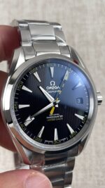 VS Factory Omega Seamaster Aqua Terra 150M 41.5mm >15’000 Gauss “Bumblebee” (231.10.42.21.01.002) 1:1 Super Clone – DD8500 Movement - Image 4
