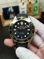 VS Factory Omega Seamaster Diver 300M 42mm Two-Tone Yellow Gold Black Dial (210.22.42.20.01.001) 1:1 Super Clone – DD8800 Movement