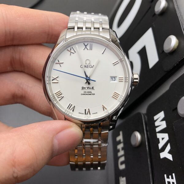 VS Factory Omega De Ville Prestige 39.5mm Silver Dial Rose Gold Accents (424.10.40.20.02.002) 1:1 Super Clone – DD2500 Movement