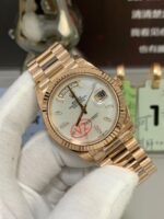 VS Factory Rolex Day-Date 40 Everose Gold White Baguette Diamond Dial (228235) V2 1:1 Super Clone – DD3255 Movement - Image 4