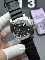 VS Factory Panerai Submersible QuarantaQuattro 44mm Black/Blue PAM01229 1:1 Super Clone – DDP.900 Movement - Image 3