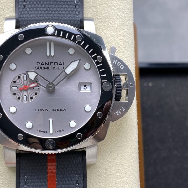 VS Factory Panerai Submersible QuarantaQuattro Luna Rossa 44mm PAM01681 1:1 Super Clone – DDP.900 Movement