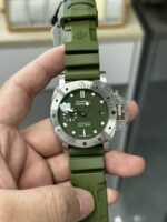 VS Factory Panerai Submersible “Verde Militare” 42mm PAM01055 1:1 Super Clone – DDP.900 Movement - Image 2