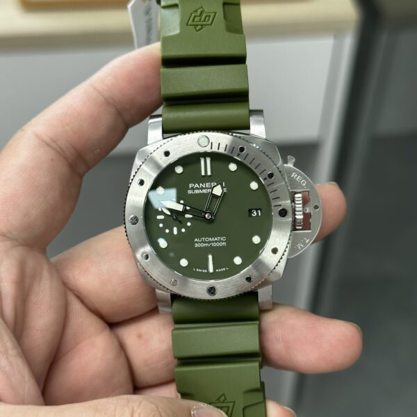 VS Factory Panerai Submersible “Verde Militare” 42mm PAM01055 1:1 Super Clone – DDP.900 Movement