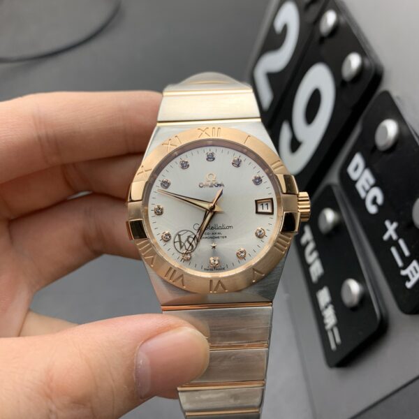VS Factory Omega Constellation 38mm Two-Tone Rose Gold Diamond Dial (123.20.38.21.52.001) 1:1 Super Clone – DD8500 Movement