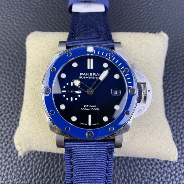 VS Factory Panerai Submersible QuarantaQuattro 44mm Blue Gradient Dial (PAM01289) 1:1 Super Clone – DDP.900 Movement